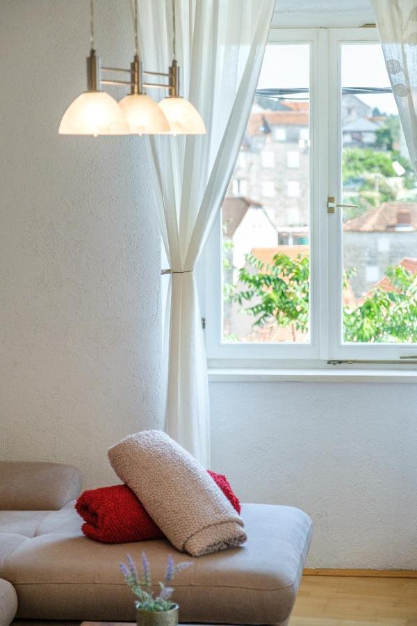 Apartman Mare มิลนา ภายนอก รูปภาพ